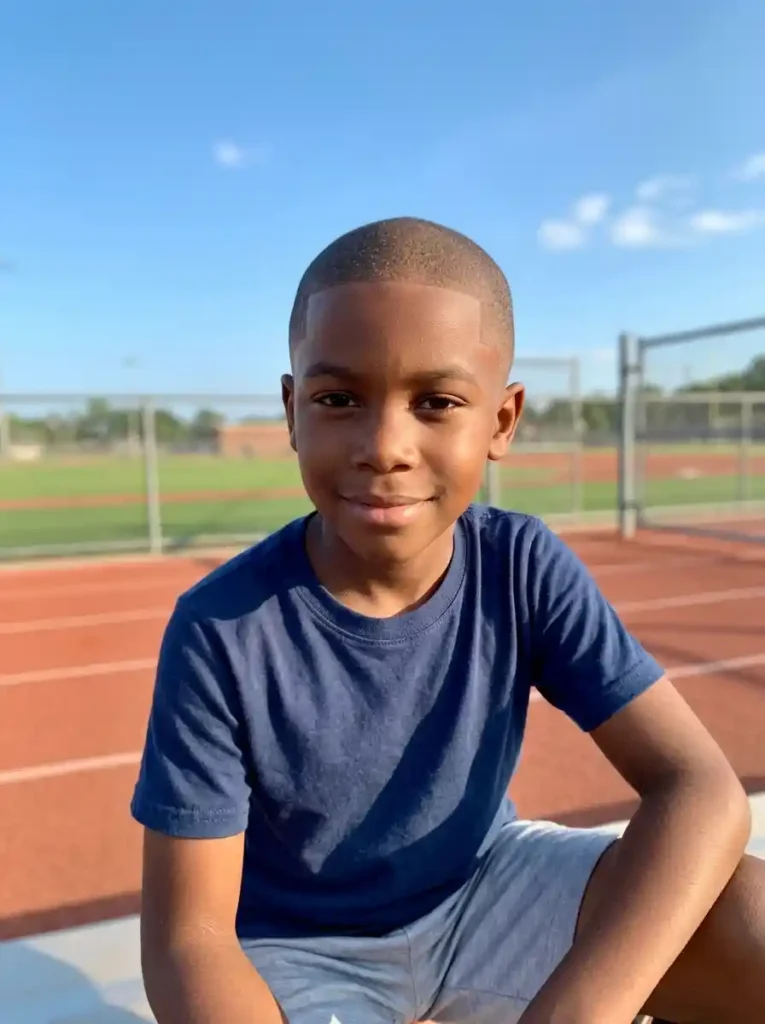 The Buzz Cut with Sharp Lineup — Powerful in Its Simplicity
